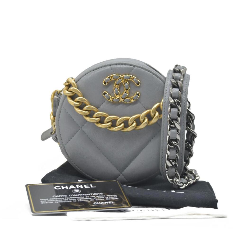 Chanel  Lambskin Quilted Chanel 19 Round Clutch With Chain - Picture 2 of 15
